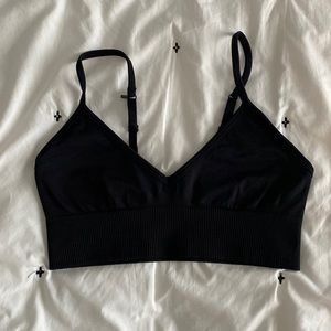 Lululemon Ebb to Street Bra Light Support